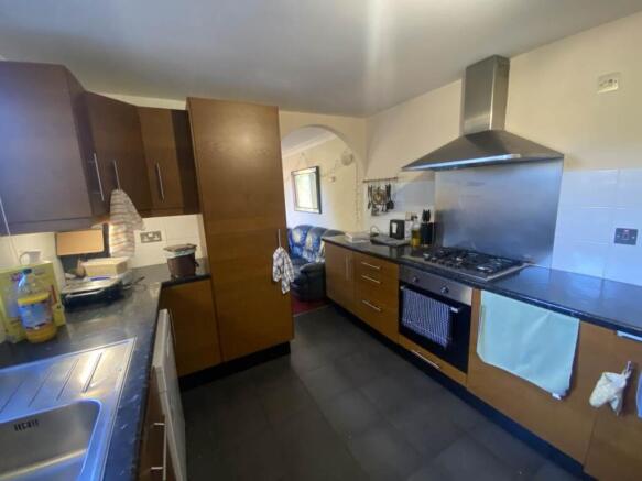 Kitchen (2)