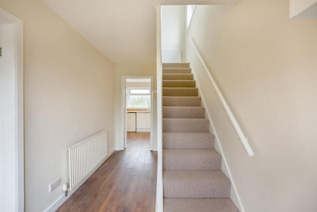 8680798-interior0...