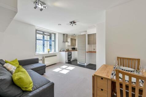 High Street, Kingston, Kingston Upon Thames, KT1