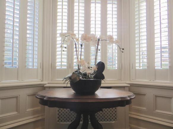 Feature Window
