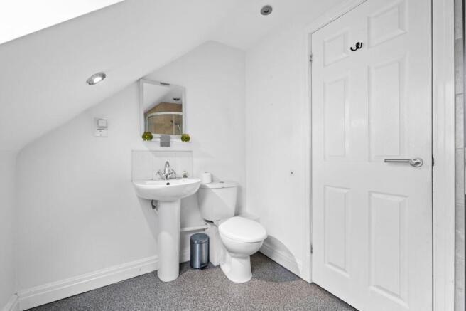 4 bed Town House for sale Image 12