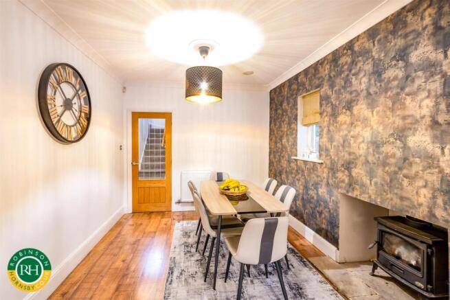 3 bed Semi-Detached for sale Image 5