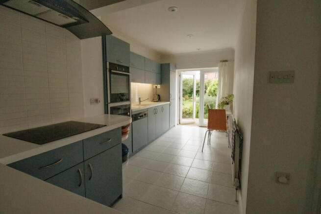 4 bed Detached Bungalow for sale Image 8