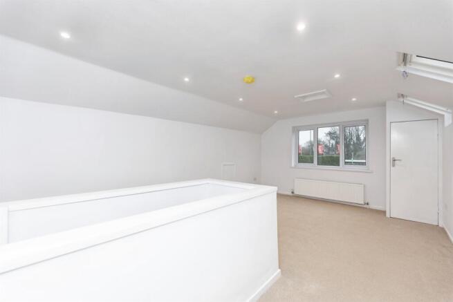 3 bed Semi-Detached Bungalow for sale Image 6