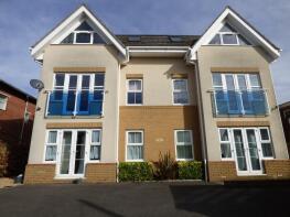Flat 2, 117-119, Millbrook Road East, Southampton SO15 1HQ