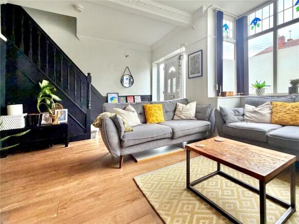4 bed Semi-Detached for sale Image 6