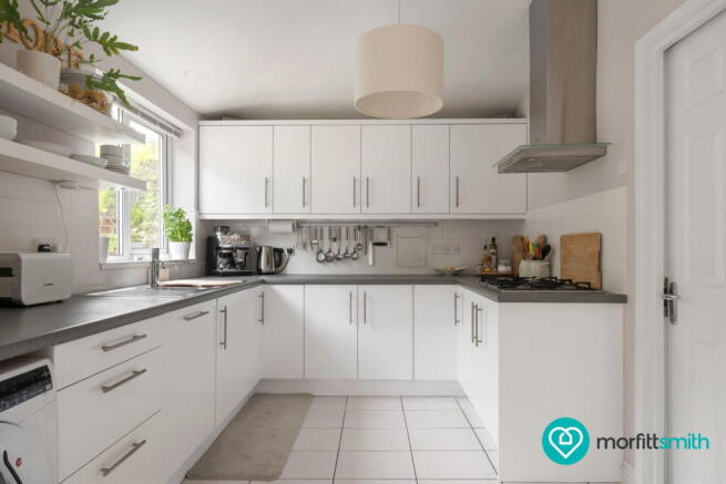 3 bed Semi-Detached for sale Image 12