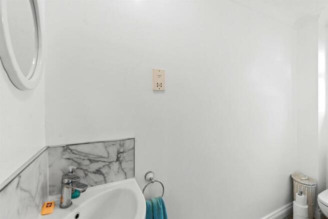17-SidellClose-012.jpg
