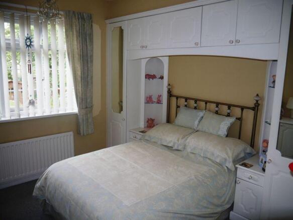 bed b