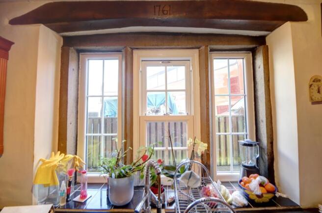 Feature Window & Beam