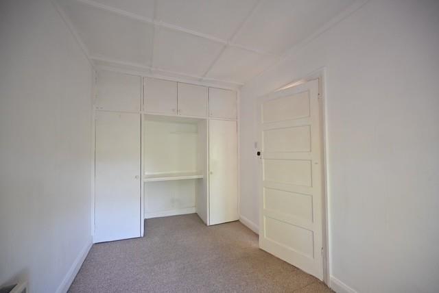 Bedroom e 16.9.26.jpg