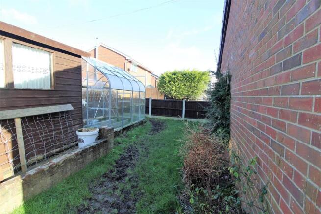 Side Garden.JPG