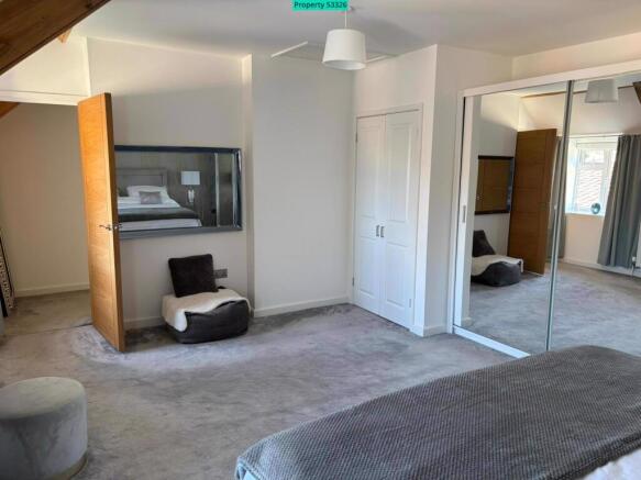 Master bedroom 5.5mts x 4.5mts