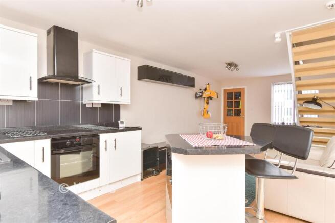 Kitchen/Lounge/ Dining Area
