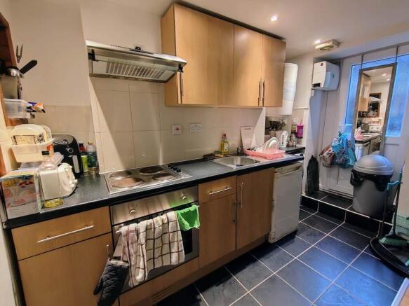 Kitchen (1)