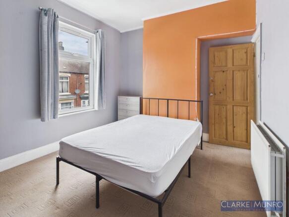 3 bed Terraced for sale Image 11