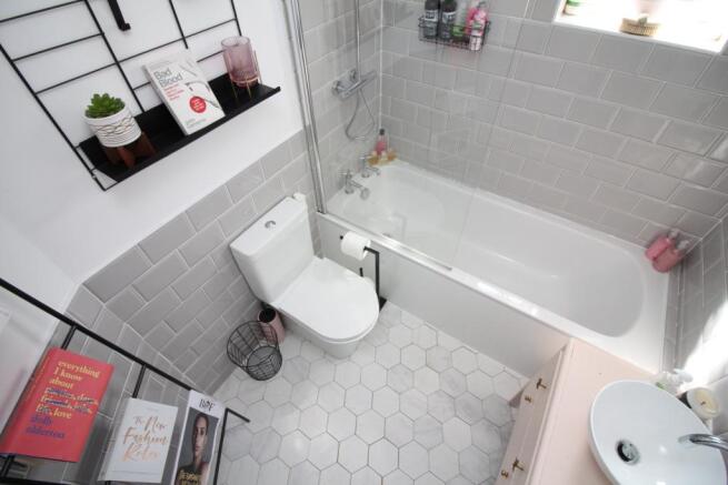 Photo 15