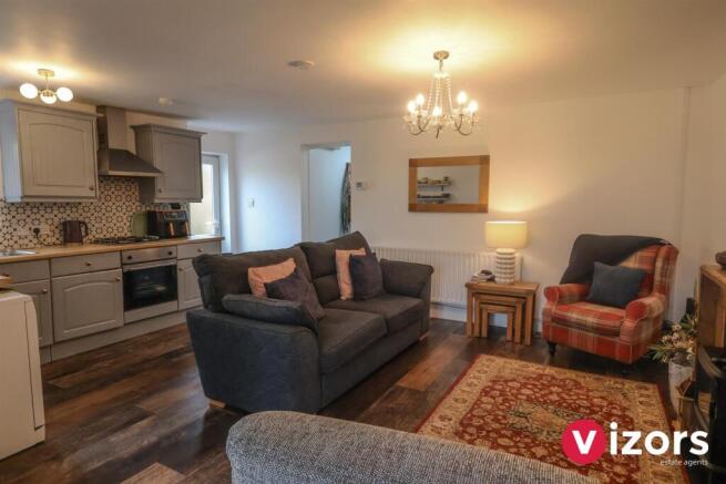 Open Plan Living Room/Kitchen