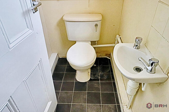 12 bed Apartment for sale Image 5