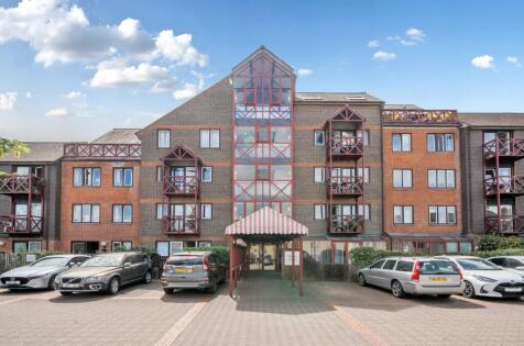 Mount Place, The Mount, Guildford, GU2