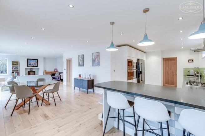 Open Plan Kitchen Dining Family Room
