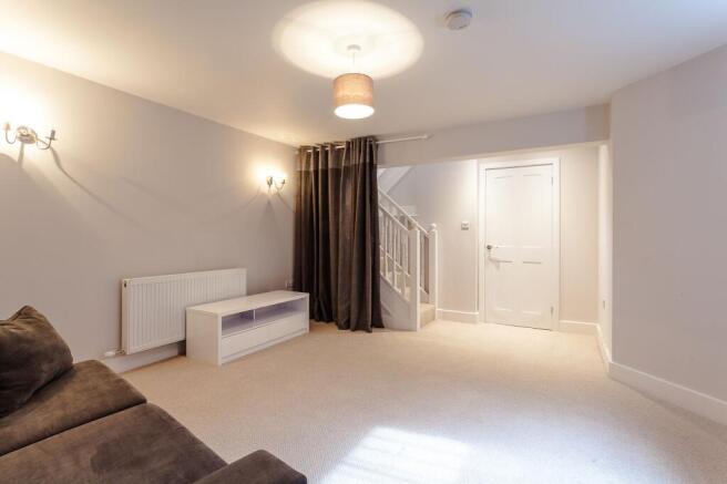 4 bed Terraced for sale Image 6