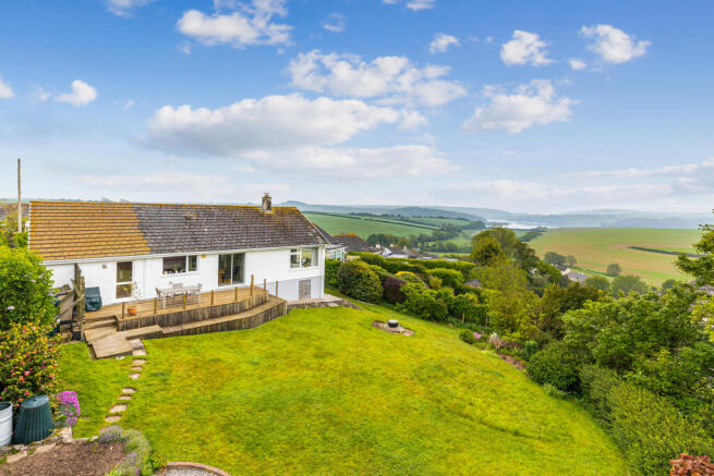 A04 - 28 Charleton Way West Charleton - 260507