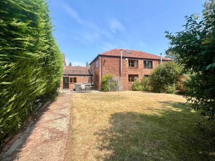 West Newton, Bridgwater - NO Onward chain!