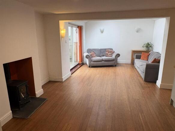Kitchen/Family Room