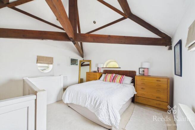 4 bed Detached for sale Image 4