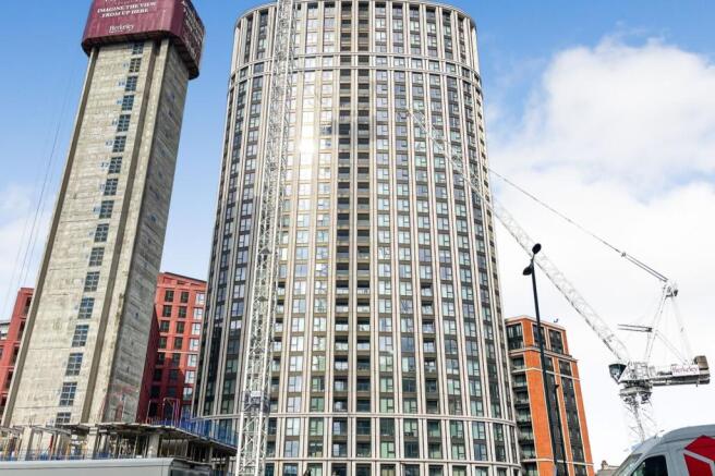 207 Westmark Tower, 1 Newcastle Place, Paddington, London, W2 1DB