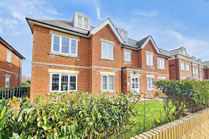 Flat 4, 28, High Street, Lee-on-the-solent PO13 9FB