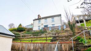 1, Sycamore Houses, St Davids Lane, Woodfieldside, Blackwood NP12 0PH
