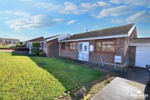 53, Fleming Way, Milford Haven SA73 1SD