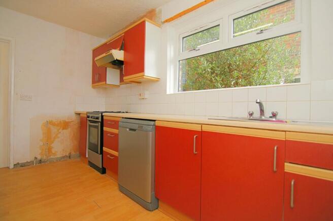 3 bed Semi-Detached for sale Image 12