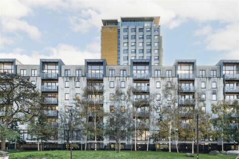Adler Street, Aldgate East