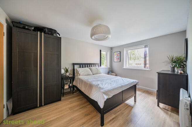 25e1900c-ae83-450...