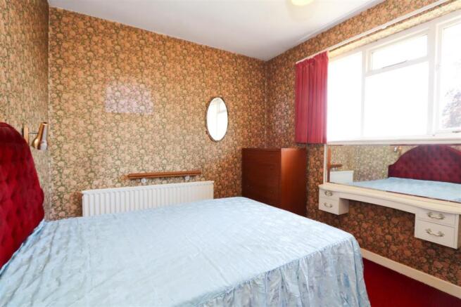 bed 1.jpg