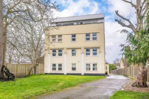 Flat 2, Sunbury House, Fordbridge Road, Sunbury-on-thames TW16 6AL