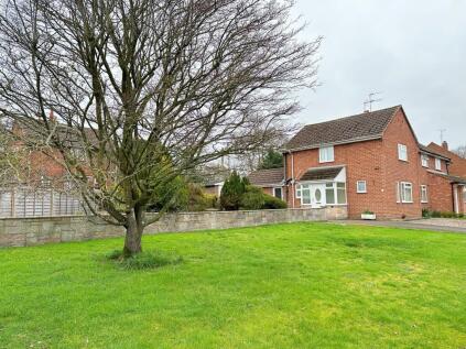 The Close, Eckington, WR10