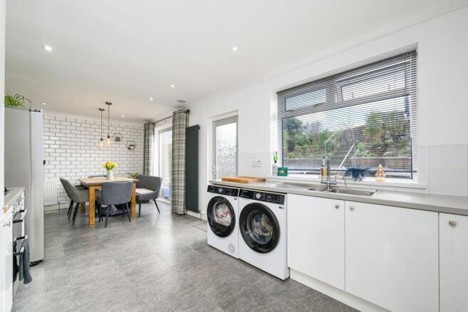 Kitchen/Dining
