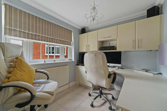 Photo 12