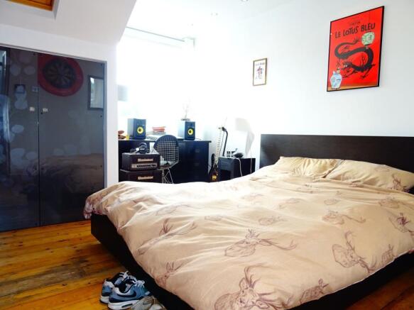 3 bed Apartment to rent Image 7