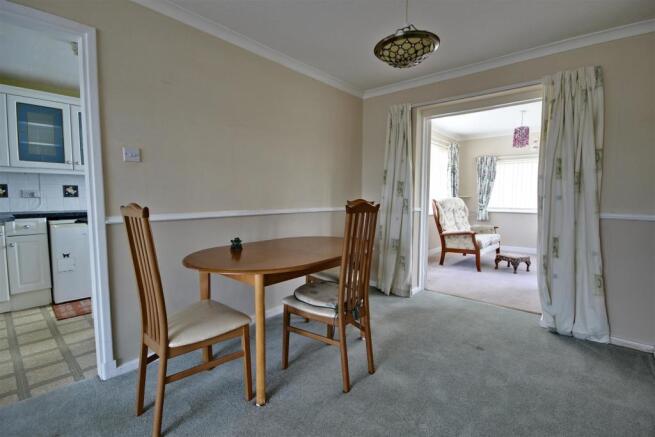 Lounge/Diner