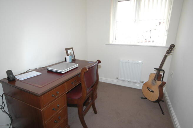 BEDROOM 3