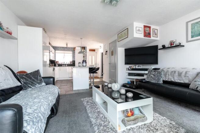 Living Room/Kitchen