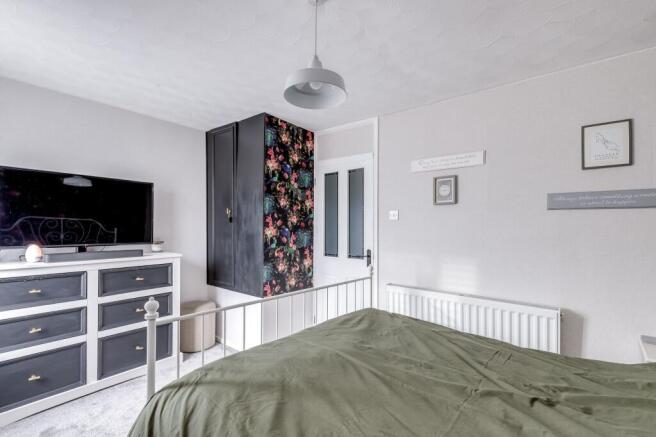 3 bed Terraced for sale Image 11