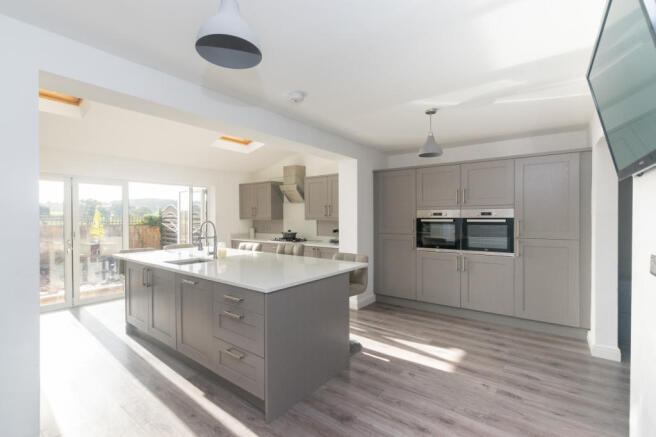 Kitchen 1