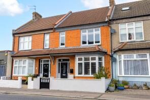 17, Glendale Gardens, Leigh-on-sea SS9 2AP