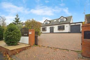 Nazang, Middle Street, Nazeing, Waltham Abbey EN9 2LQ